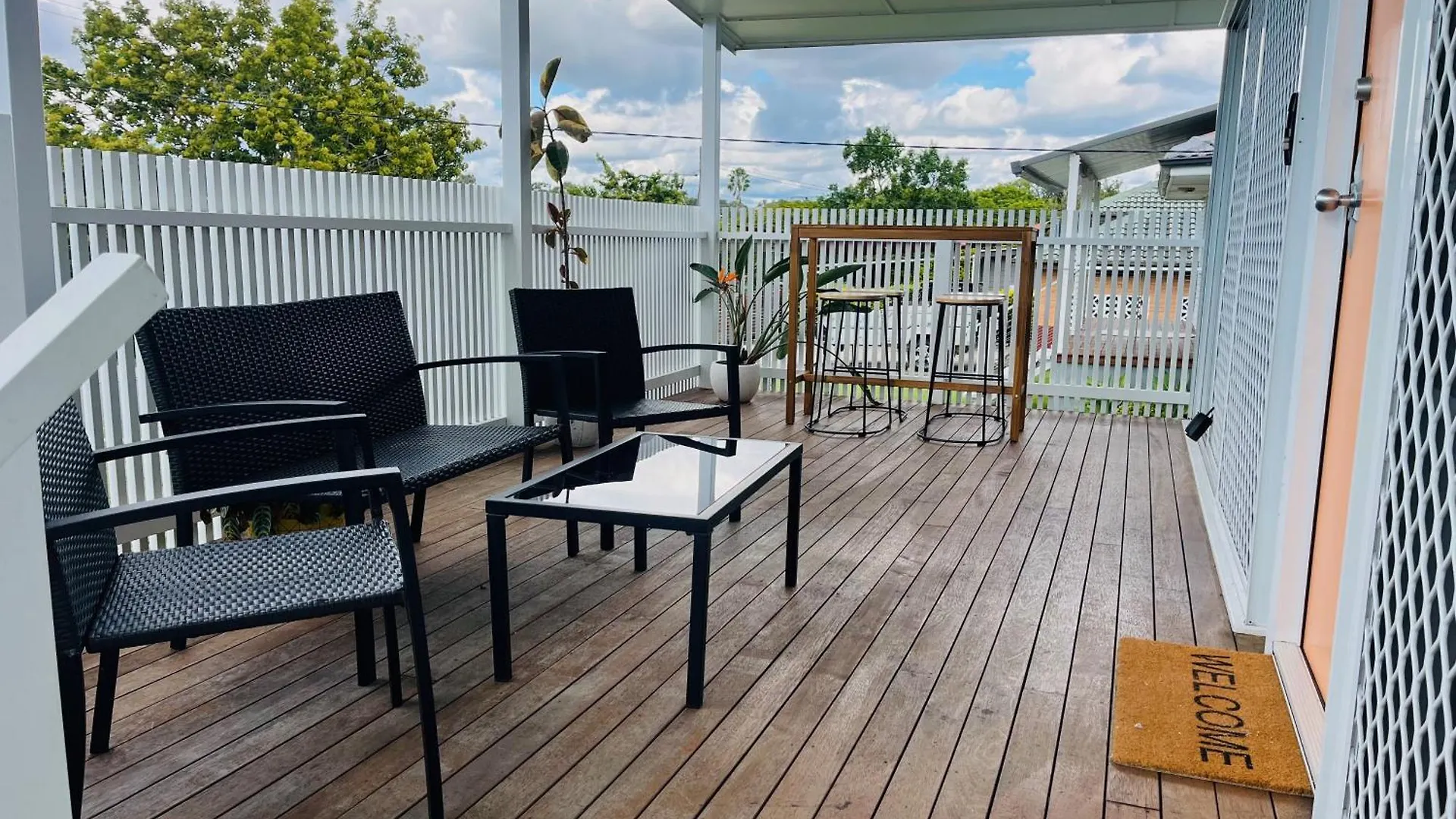 Peaceful Cottage-Style Home - Walk To Boondall Station - 12 Mins To Airport! Brisbane Nyaraló